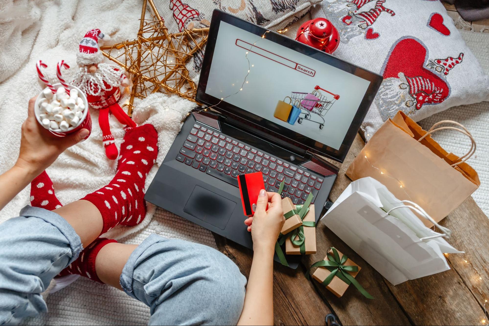 6 Tips to Avoid Holiday Scams and Protect Your Identity in 2023